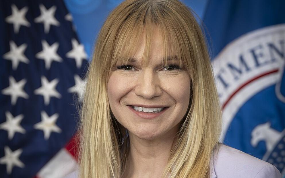 DHS pede mais voluntários para ajudar a processar imigrantes na fronteira sul